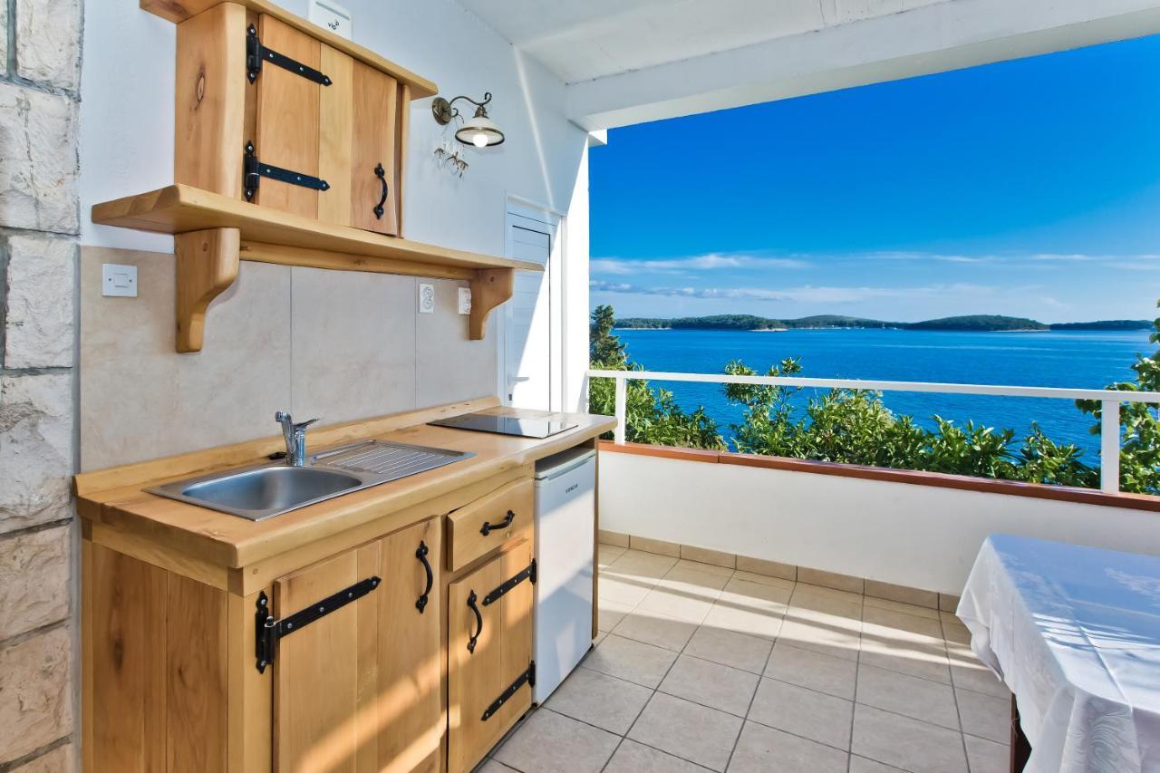 Apartments Villa Marcelina Hvar Town Exterior photo