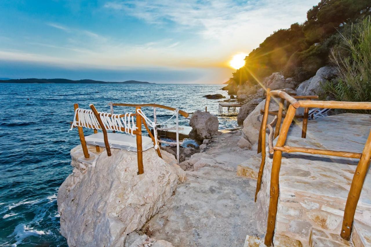 Apartments Villa Marcelina Hvar Town Exterior photo